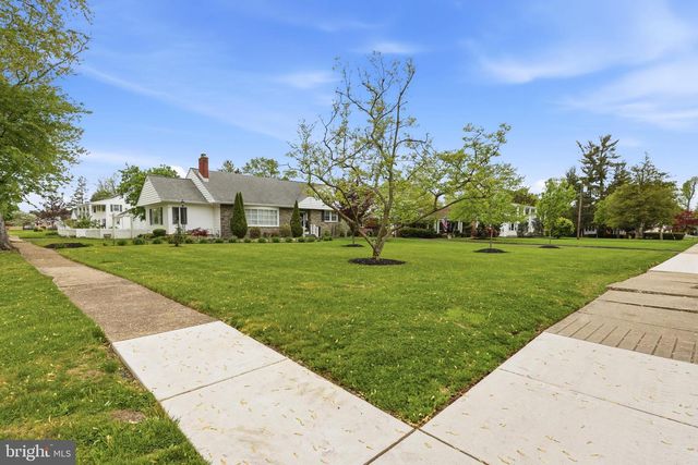 720 BELLEVUE AVE, Hammonton, NJ 08037