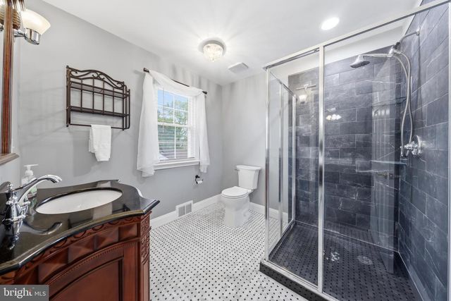 720 BELLEVUE AVE, Hammonton, NJ 08037