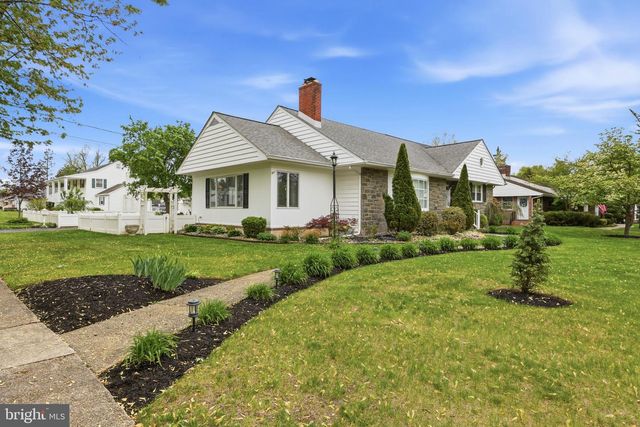720 BELLEVUE AVE, Hammonton, NJ 08037