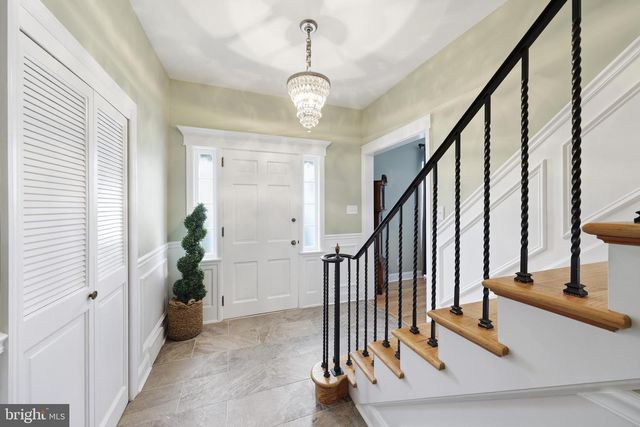 720 BELLEVUE AVE, Hammonton, NJ 08037