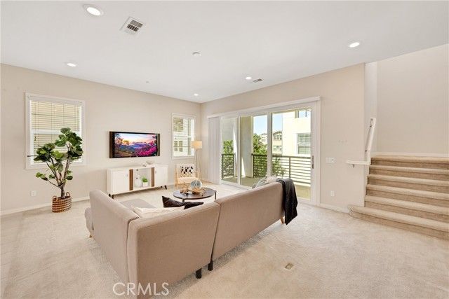 104 Sculpture, Irvine, CA 92618