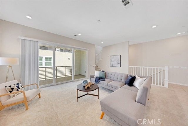 104 Sculpture, Irvine, CA 92618