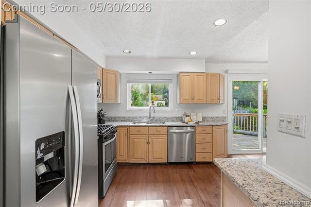 5620 Eastman Boulevard, West Bloomfield, MI 48323