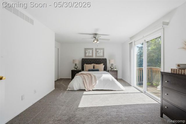 5620 Eastman Boulevard, West Bloomfield, MI 48323