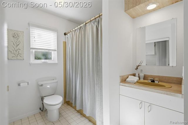 5620 Eastman Boulevard, West Bloomfield, MI 48323