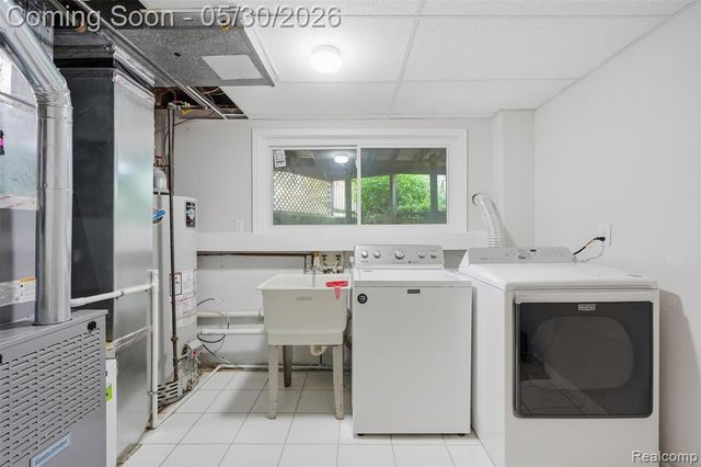 5620 Eastman Boulevard, West Bloomfield, MI 48323