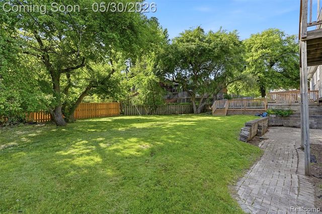 5620 Eastman Boulevard, West Bloomfield, MI 48323