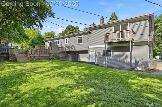 5620 Eastman Boulevard, West Bloomfield, MI 48323
