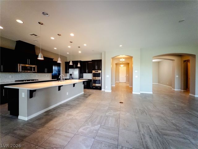 9706 Yellow Shadow Avenue, Las Vegas, NV 89149