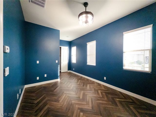 9706 Yellow Shadow Avenue, Las Vegas, NV 89149