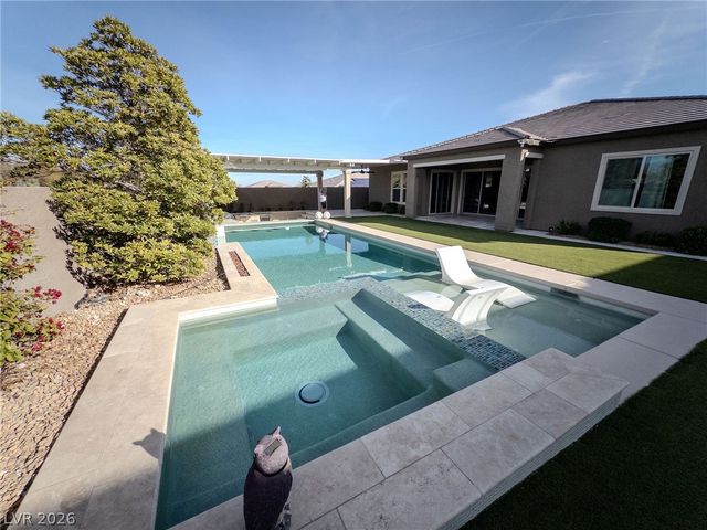 9706 Yellow Shadow Avenue, Las Vegas, NV 89149