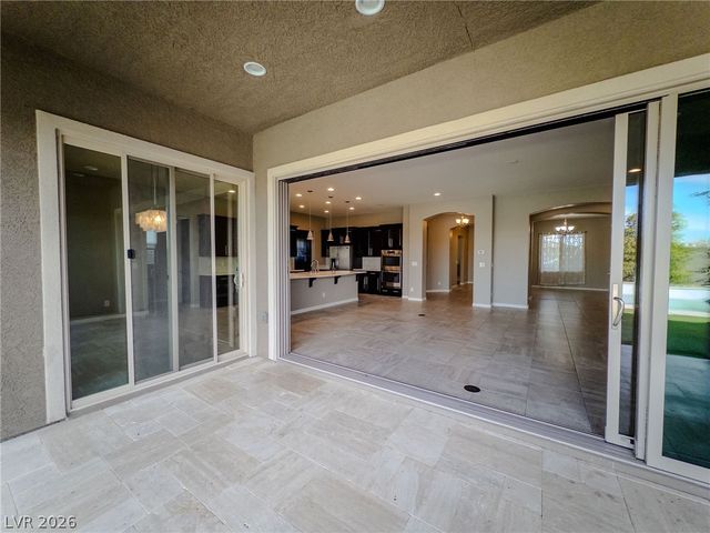 9706 Yellow Shadow Avenue, Las Vegas, NV 89149