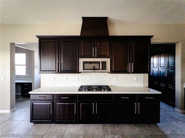 9706 Yellow Shadow Avenue, Las Vegas, NV 89149