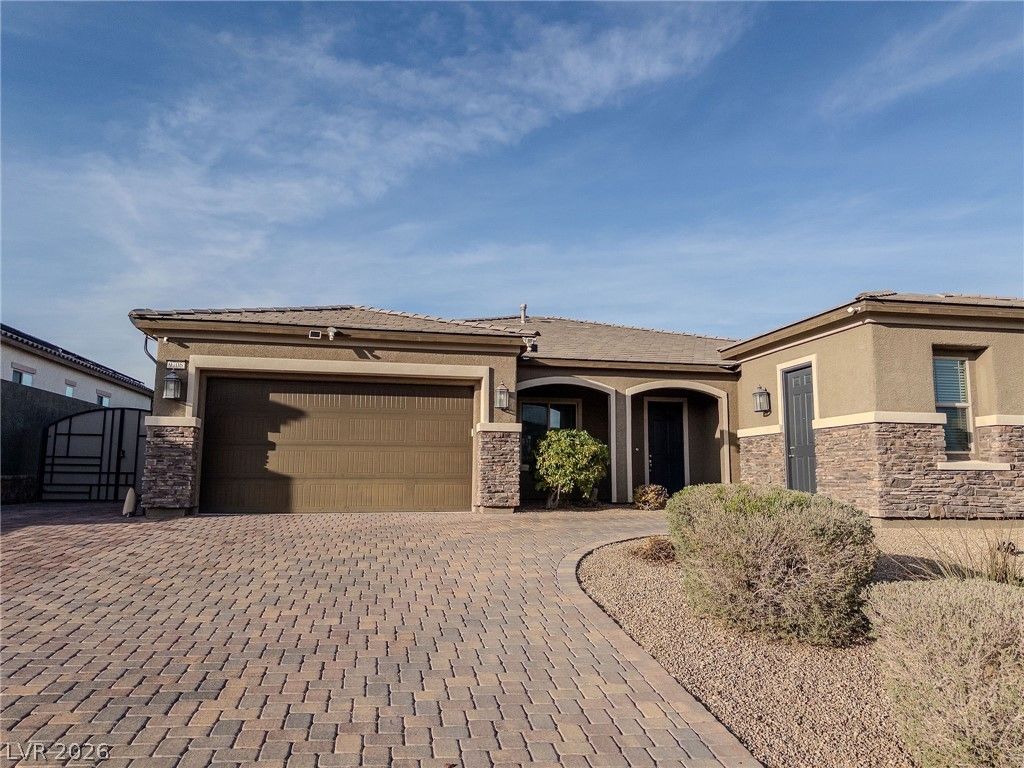 9706 Yellow Shadow Avenue, Las Vegas, NV 89149