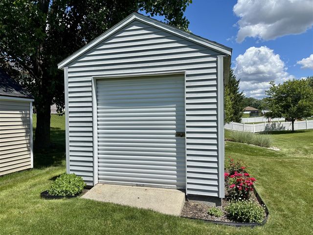1759 Planters Row Drive, Byron Center, MI 49315