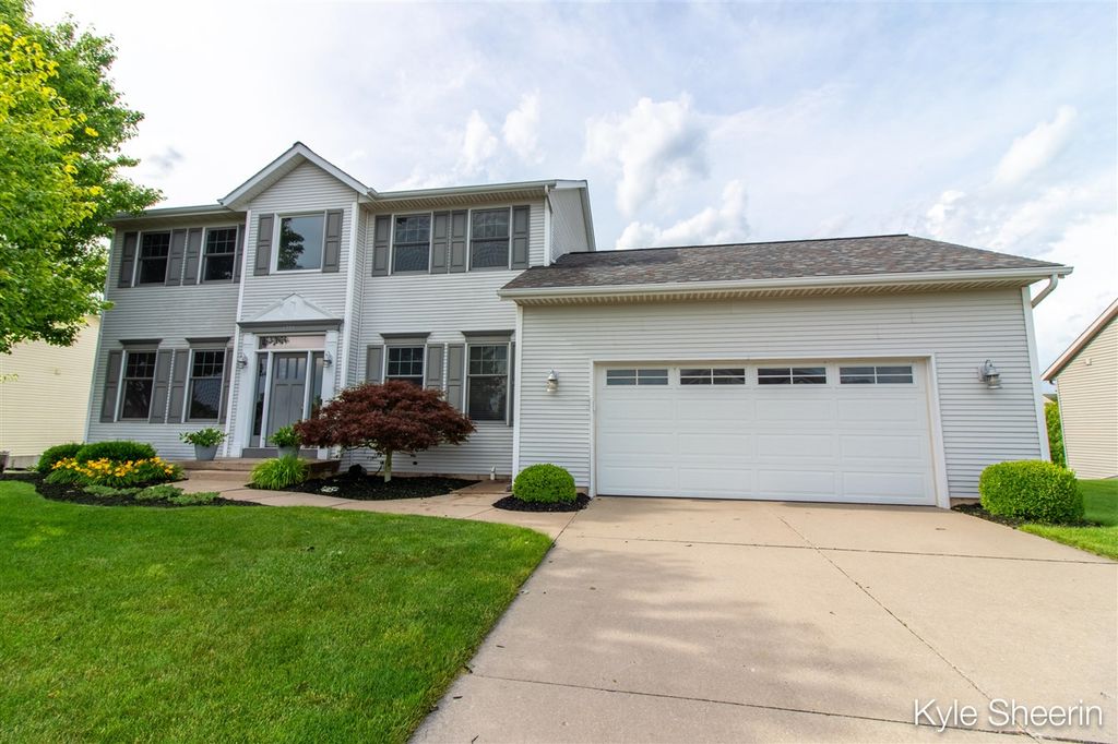 1759 Planters Row Drive, Byron Center, MI 49315