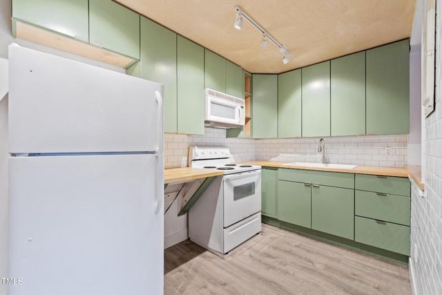 124 Fidelity Street 13, Carrboro, NC 27510