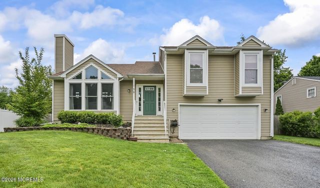 30 Heritage Drive, Howell, NJ 07731