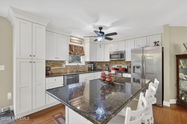 30 Heritage Drive, Howell, NJ 07731