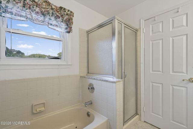30 Heritage Drive, Howell, NJ 07731
