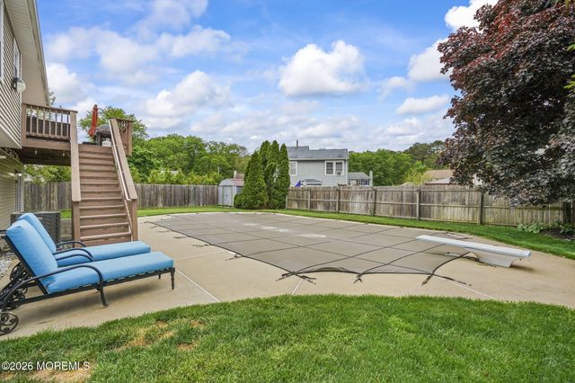 30 Heritage Drive, Howell, NJ 07731