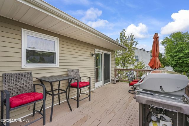 30 Heritage Drive, Howell, NJ 07731
