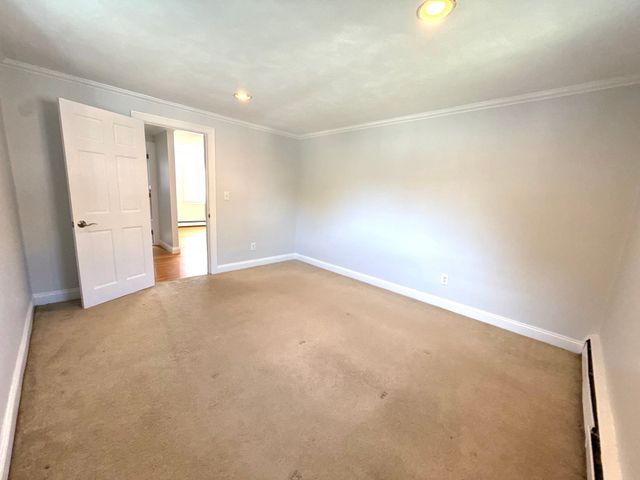 40 Bryon Rd 4, Boston, MA 02467