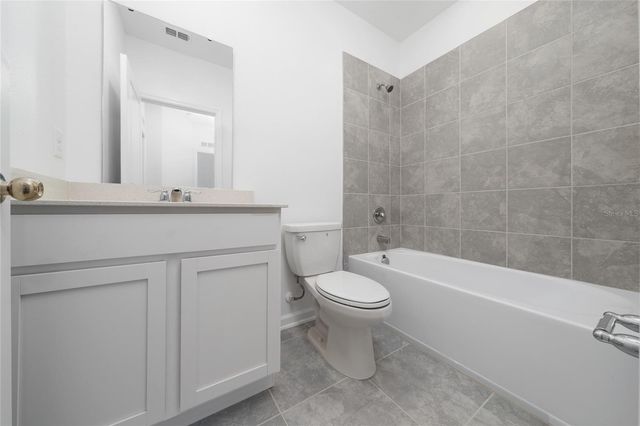 2587 SKYLINE LOOP, Kissimmee, FL 34758