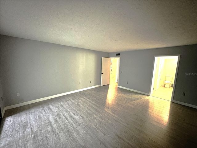 283 SHERWOOD DRIVE 283U, Bradenton, FL 34210