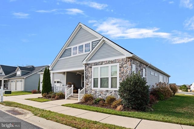 300 NOBLES POND XING, Dover, DE 19904