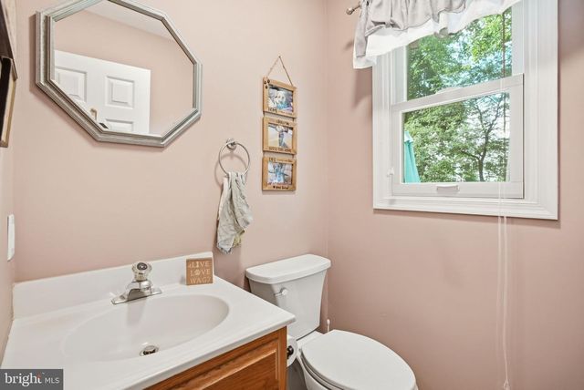 789 WARE CIR, West Chester, PA 19382