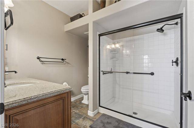 6901 Cobre Azul Avenue 202, Las Vegas, NV 89108