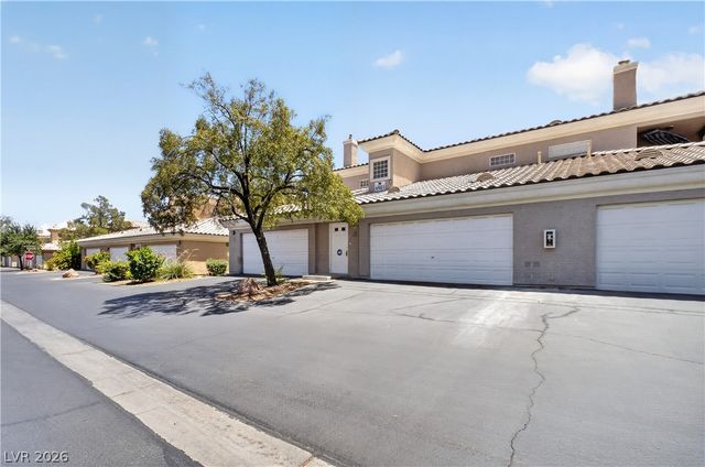 6901 Cobre Azul Avenue 202, Las Vegas, NV 89108