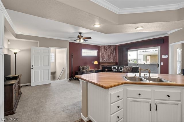 6901 Cobre Azul Avenue 202, Las Vegas, NV 89108