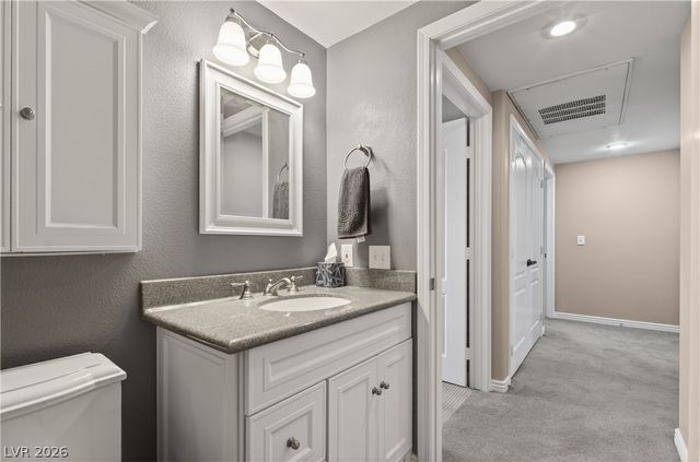6901 Cobre Azul Avenue 202, Las Vegas, NV 89108
