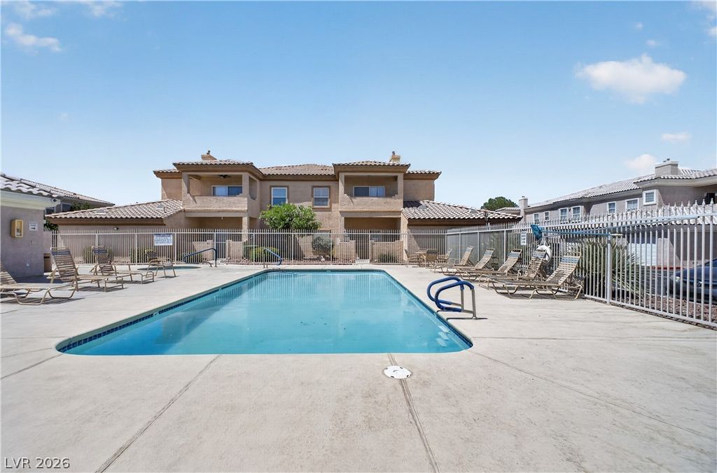 6901 Cobre Azul Avenue 202, Las Vegas, NV 89108 — photo 3