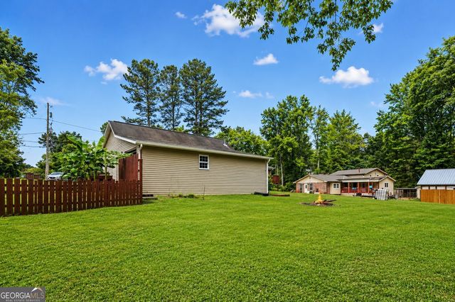 238 W Wedgewood Circle, Newnan, GA 30263