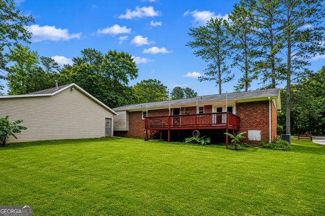 238 W Wedgewood Circle, Newnan, GA 30263