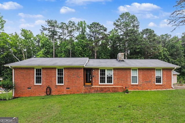 238 W Wedgewood Circle, Newnan, GA 30263