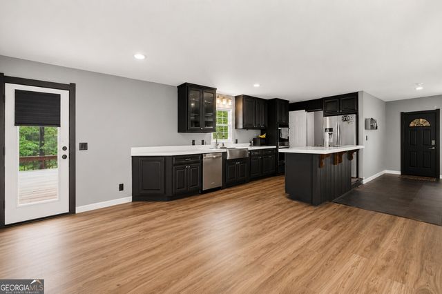 238 W Wedgewood Circle, Newnan, GA 30263