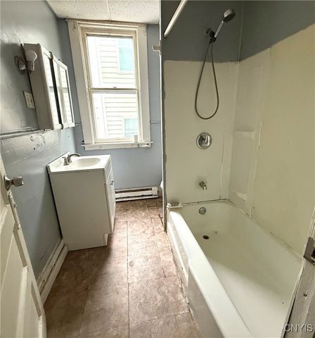 1506 Oneida Street, Utica, NY 13501