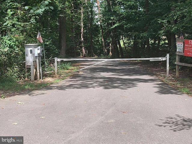 6206 EDS RD, Mineral, VA 23117