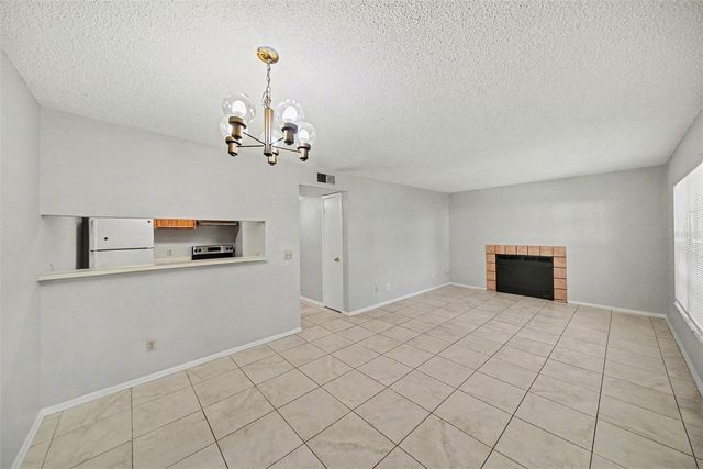 14312 HANGING MOSS CIRCLE 101, Tampa, FL 33613