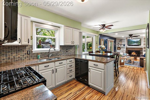 14250 Cranston Street, Livonia, MI 48154
