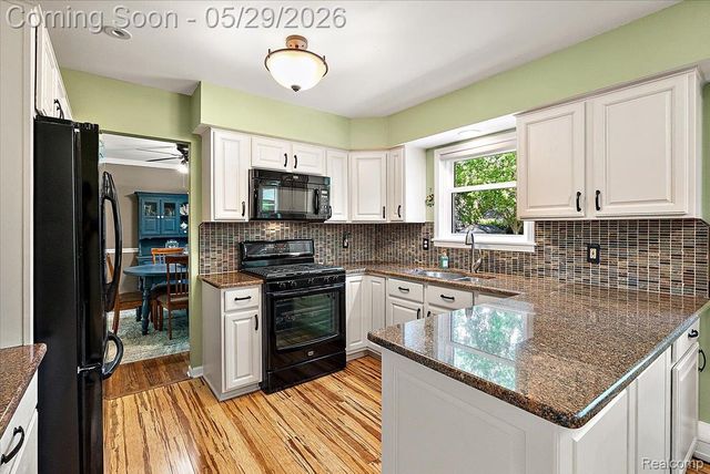 14250 Cranston Street, Livonia, MI 48154