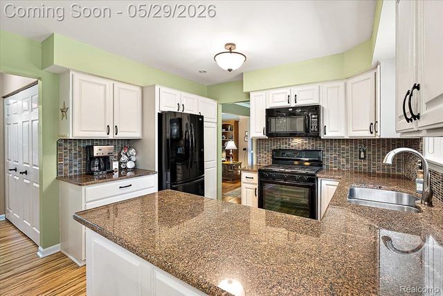 14250 Cranston Street, Livonia, MI 48154