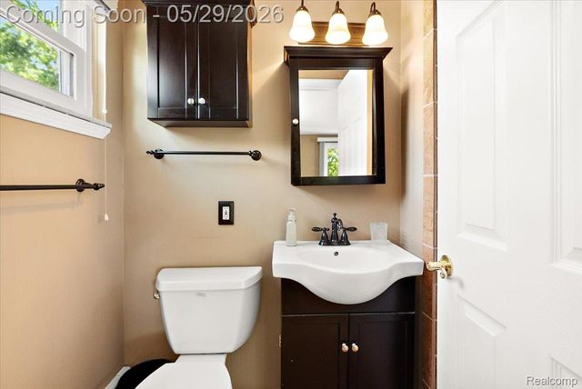14250 Cranston Street, Livonia, MI 48154