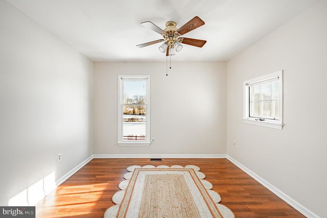 11 MEADOW WOOD LN, Landenberg, PA 19350
