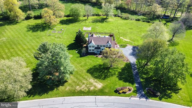 11 MEADOW WOOD LN, Landenberg, PA 19350