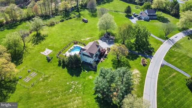 11 MEADOW WOOD LN, Landenberg, PA 19350